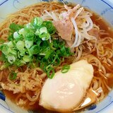 もやしと豚バラの醤油ラーメン